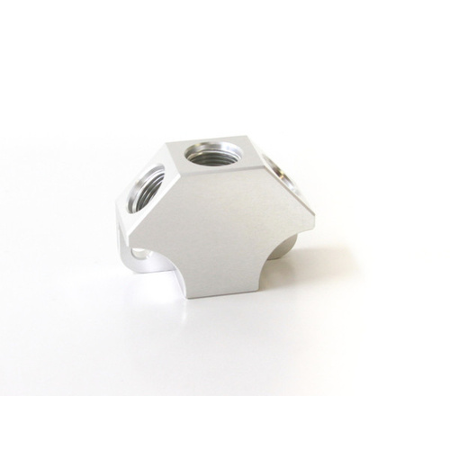 Aeroflow Y BLOCK 4 PORT DISTRIBUTION SILVER 3X -8ORB 1X-10ORB INLET